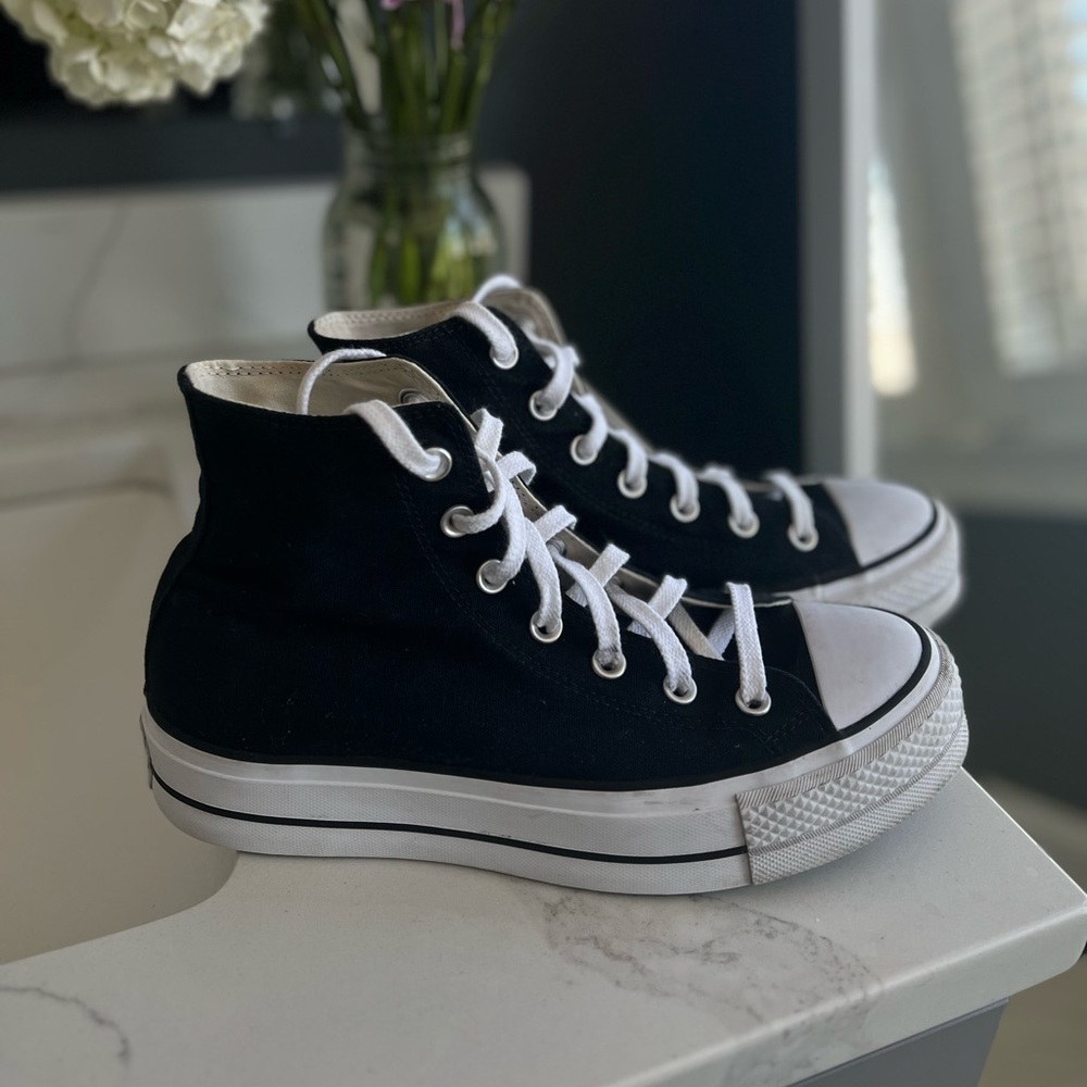 Converse Chuck Taylor All Star Lift Platform Canvas